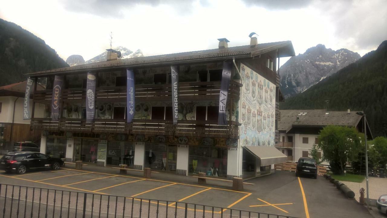 Appartamenti Bernard Sas Canazei Dış mekan fotoğraf